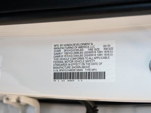 Used 2025 Honda Pilot EX-L image 36