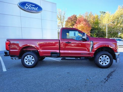 Used 2024 Ford F250 XLT image 6