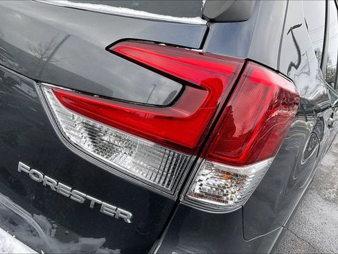 Certified 2023 Subaru Forester Premium image 34