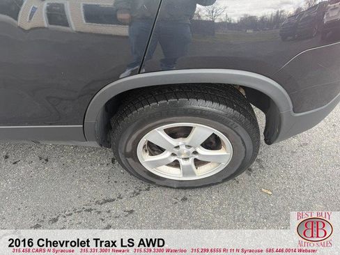 Used 2016 Chevrolet Trax LS image 9