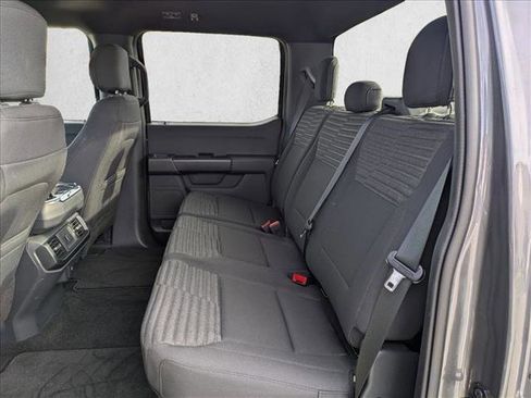 Used 2021 Ford F150 XLT image 18