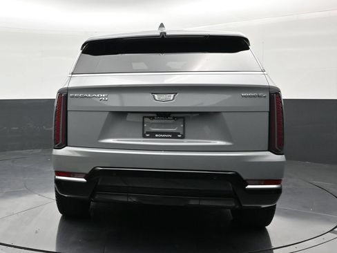 Certified 2026 Cadillac Escalade IQ Luxury 1 AWD/4WD image 4