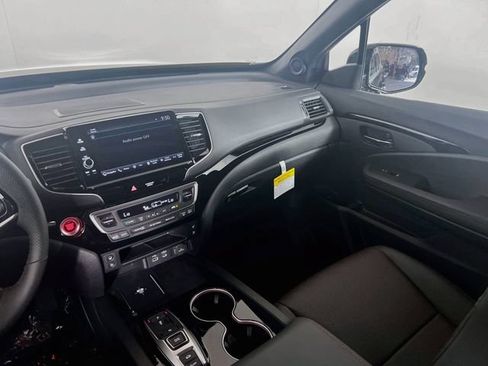 New 2026 Honda Ridgeline Black Edition image 21