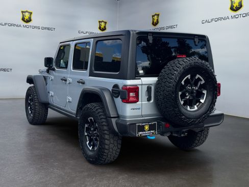 Used 2024 Jeep Wrangler Unlimited Rubicon 4xe w/ Technology Group AWD/4WD image 3