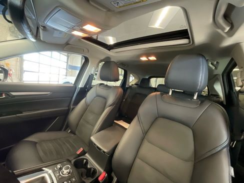 Used 2017 MAZDA CX-5 Touring w/ Preferred Equipment Package image 11