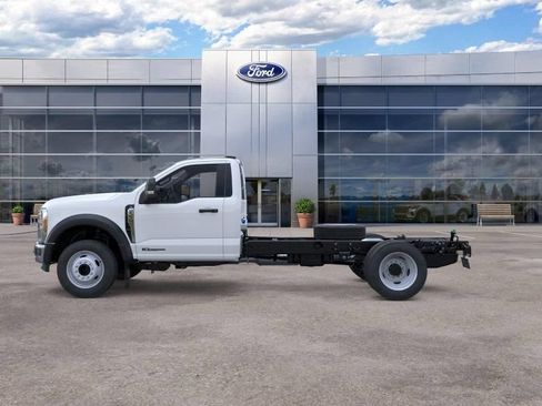 New 2026 Ford F550 2WD Regular Cab Super Duty image 3