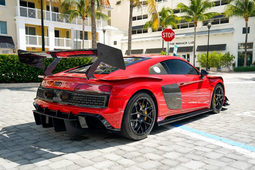 Used 2017 Audi R8 V10 plus w/ 20" Wheel Package AWD/4WD image 29