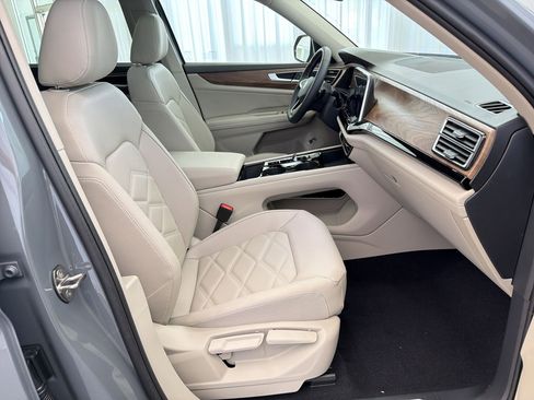 New 2026 Volkswagen Atlas SE image 31