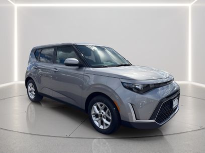 Certified 2023 Kia Soul LX w/ LX Technology Package