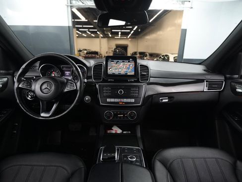 Used 2018 Mercedes-Benz GLS 450 4MATIC image 23