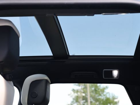 Used 2019 Land Rover Range Rover Sport HST AWD/4WD image 15