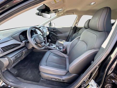 Certified 2025 Subaru Crosstrek 2.5i Limited w/ Crosstrek Mirror Package image 28