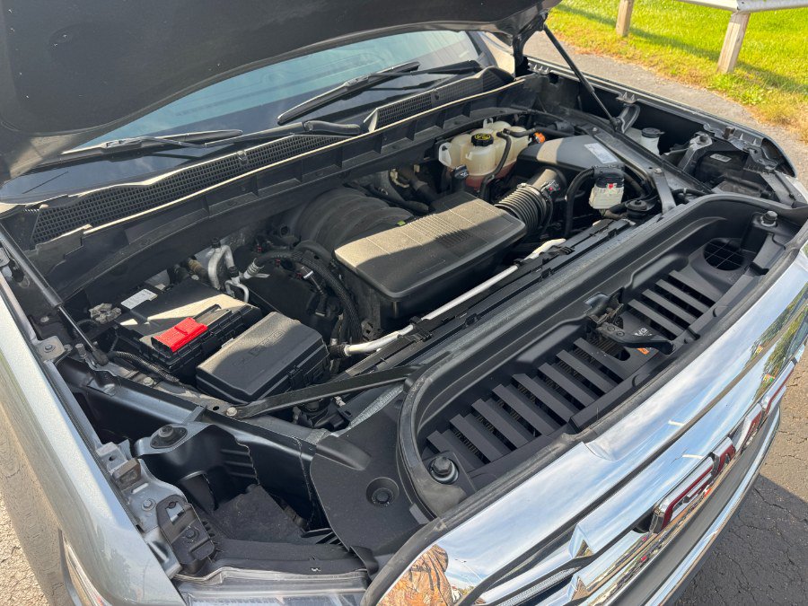 Used 2019 GMC Sierra 1500 SLE w/ X31 Off-Road Package AWD/4WD image 24