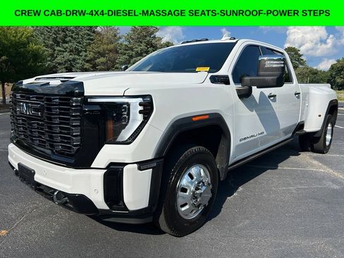 Used 2025 GMC Sierra 3500 Denali Ultimate AWD/4WD image 1