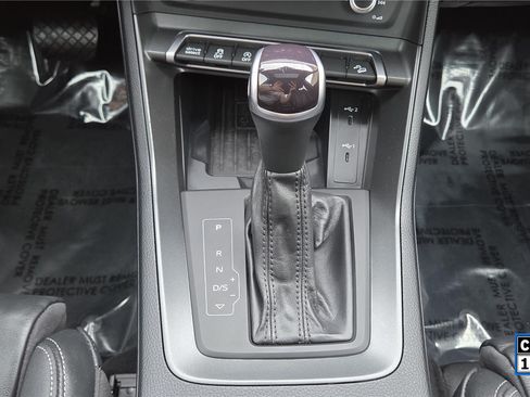 Used 2023 Audi Q3 2.0T Premium Plus w/ Premium Plus Package AWD/4WD image 24