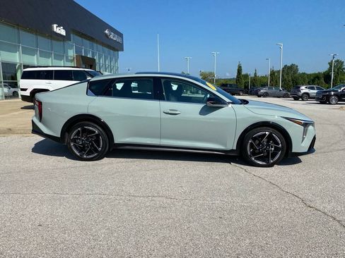 Used 2025 Kia K4 GT-Line w/ GT-Line Sunroof Package FWD image 9