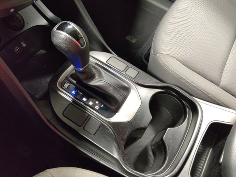 Used 2017 Hyundai Santa Fe SE image 27