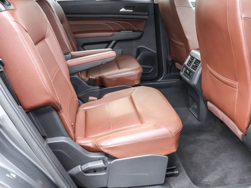 Used 2022 Volkswagen Atlas SE image 32