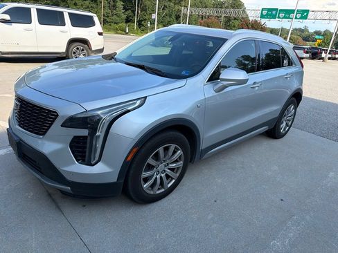 Used 2019 Cadillac XT4 Premium Luxury AWD/4WD image 4