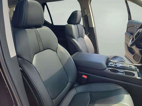 Used 2023 Honda Pilot Touring image 34