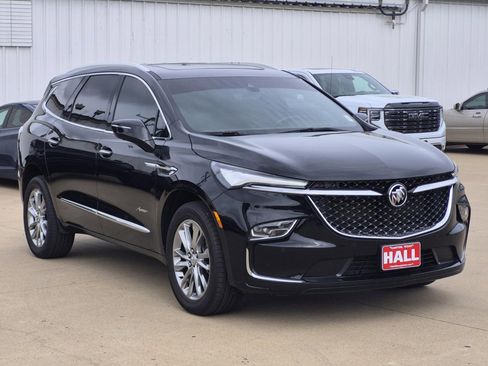 Used 2023 Buick Enclave Avenir w/ Avenir Technology Package image 1