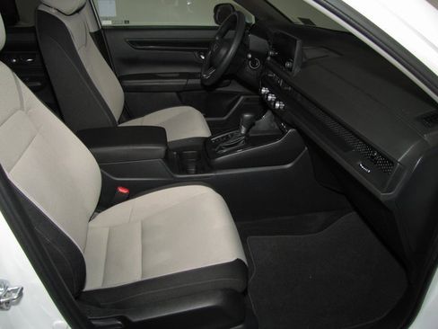 Used 2025 Honda CR-V EX image 20