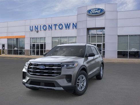 New 2026 Ford Explorer Active AWD/4WD image 2
