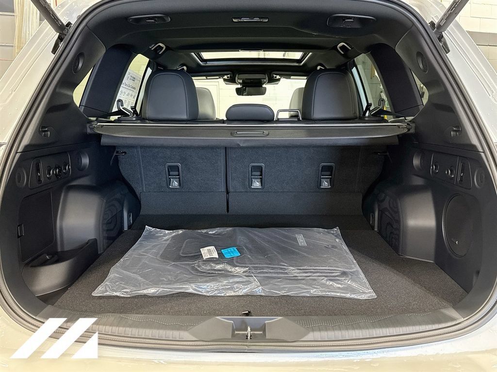 New 2026 Subaru Forester Limited AWD/4WD image 28