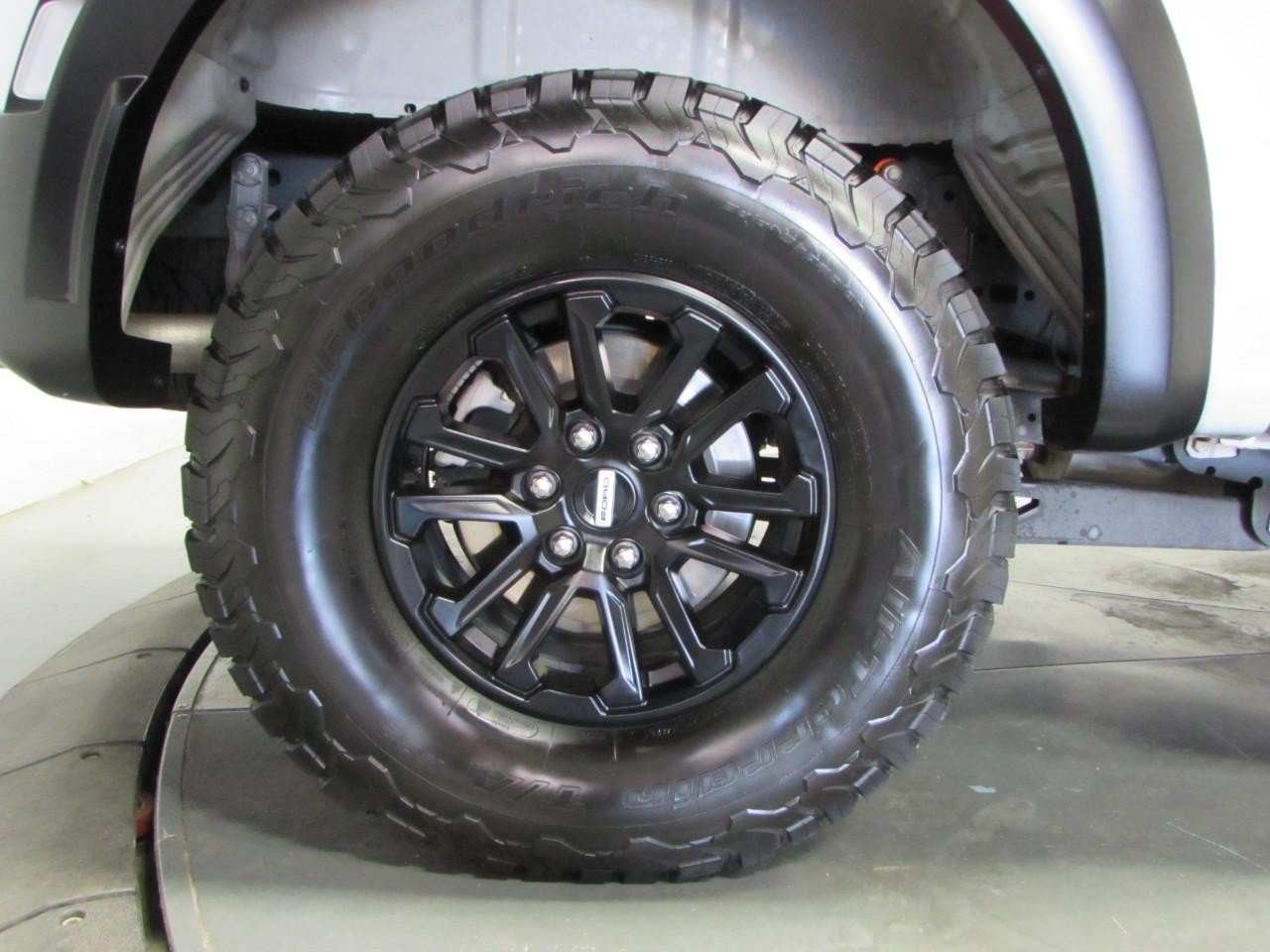 Certified 2024 Ford F150 Raptor AWD/4WD image 9