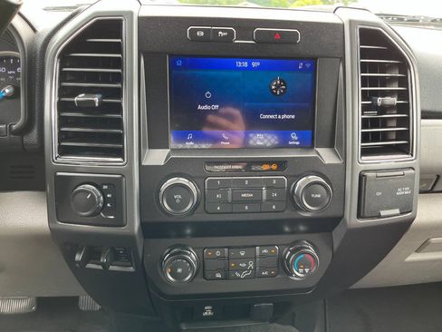 Used 2021 Ford F550 4x4 Crew Cab Super Duty image 12