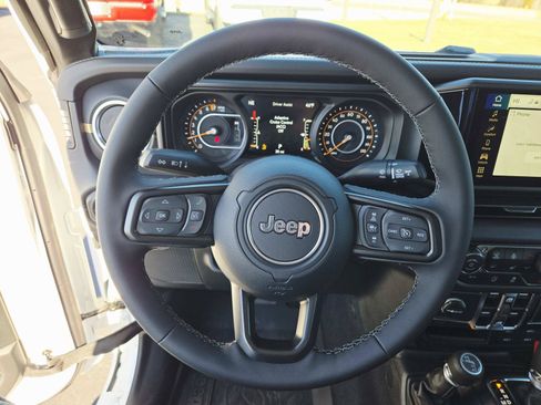 New 2026 Jeep Gladiator Sport AWD/4WD image 22