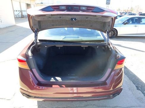 Used 2025 Nissan Altima 2.5 SV image 31