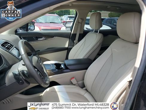 Used 2020 Lincoln Nautilus Reserve w/ Cargo Utility Package FWD image 21
