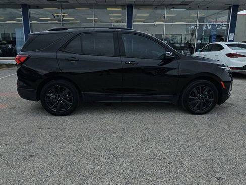 Used 2023 Chevrolet Equinox RS w/ RS Leather Package FWD image 8