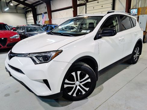 Used 2017 Toyota RAV4 LE w/ All Weather Liner Package AWD/4WD image 1