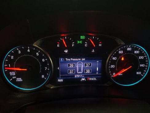 Used 2020 Chevrolet Equinox LT image 23