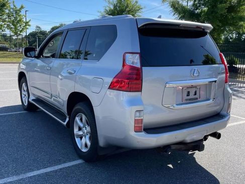 Used 2011 Lexus GX 460 AWD/4WD image 2