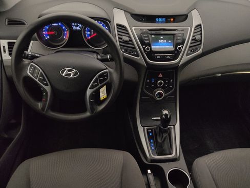 Used 2016 Hyundai Elantra SE w/ Option Group 02 FWD image 22