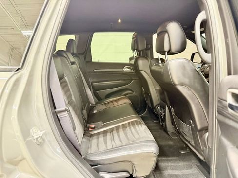 Used 2022 Jeep Grand Cherokee Laredo X image 46