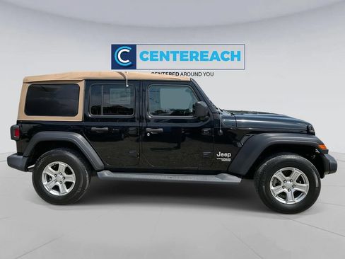 Used 2020 Jeep Wrangler Unlimited Sport S AWD/4WD image 4