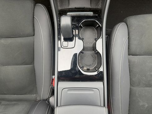 Certified 2023 Volvo XC40 Recharge Plus image 35