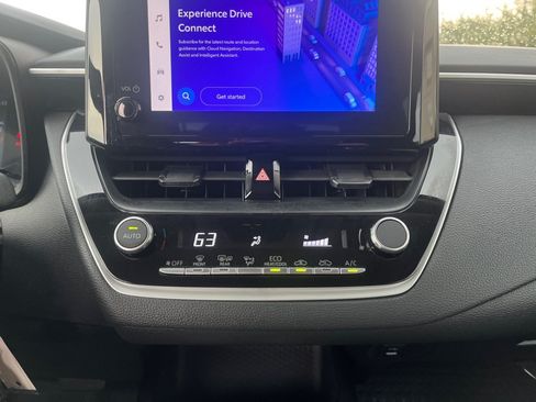 Used 2026 Toyota Corolla LE FWD image 20