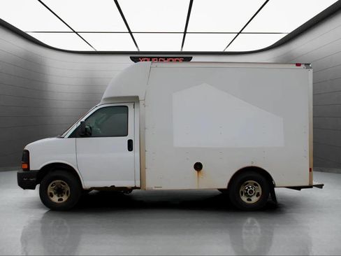 Used 2014 GMC Savana 3500 image 8