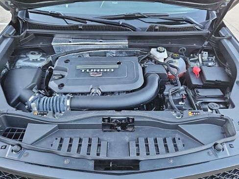 Certified 2025 Cadillac XT4 Sport image 29