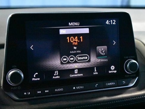 Certified 2024 Nissan Rogue S image 9