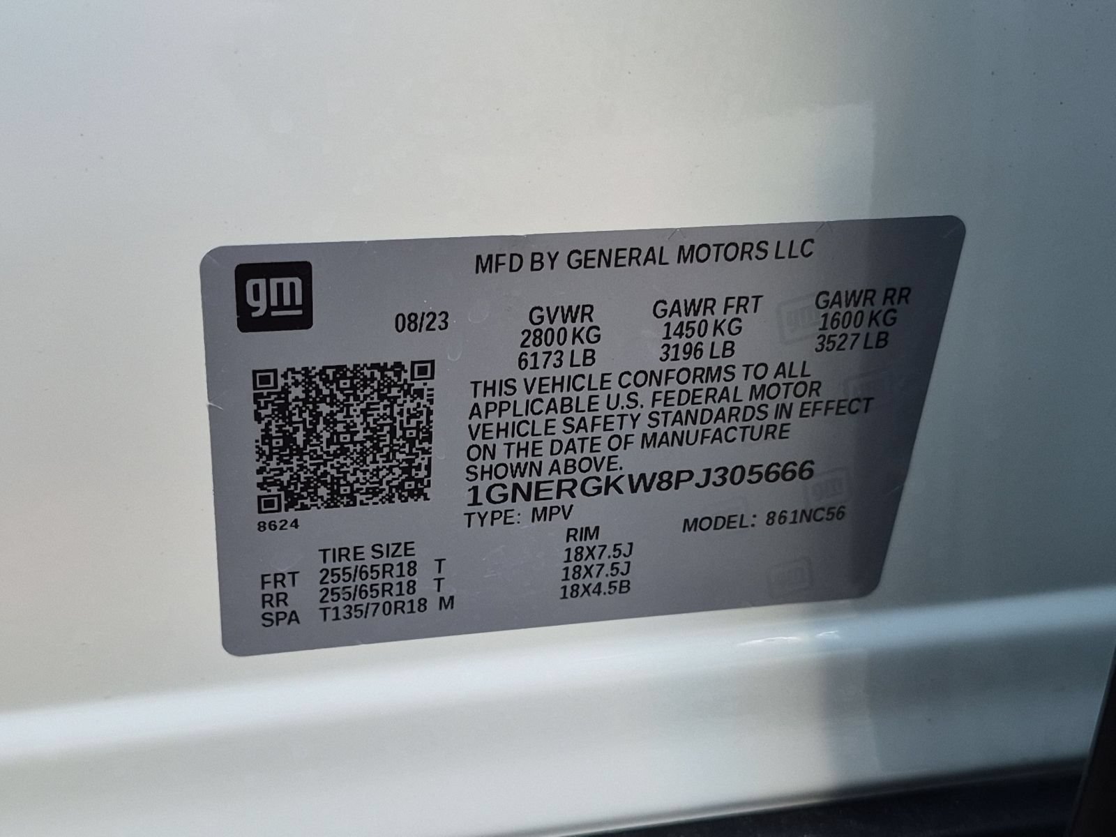 Used 2023 Chevrolet Traverse LT w/ LPO, Roadside Safety Package FWD image 30