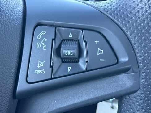 Used 2021 Chevrolet Trax LS AWD/4WD image 23