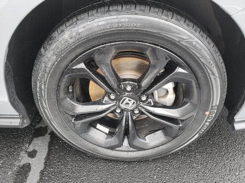 Used 2025 Honda Accord SE image 27