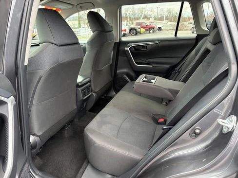 Used 2024 Toyota RAV4 LE image 10