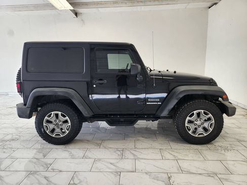 Used 2014 Jeep Wrangler Sport w/ Quick Order Package 24S AWD/4WD image 4